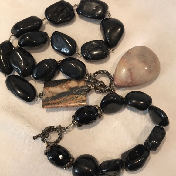 Matching natural Stone necklace/bracelet set. - Picture 9 of 9